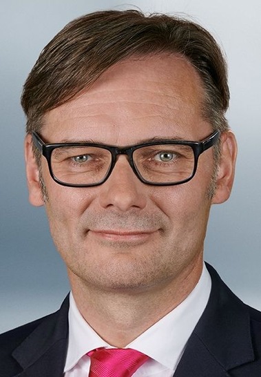 Dr. René Umlauft wurde als Geschäftsführer für den internationalen Vertrieb in die Rittal Geschäftsführung berufen. - © Rittal
