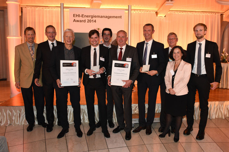 Gewinner, Laudatoren und Jury-Mitglieder der EHI-Energiemanagement Awards 2014 - © EHI
