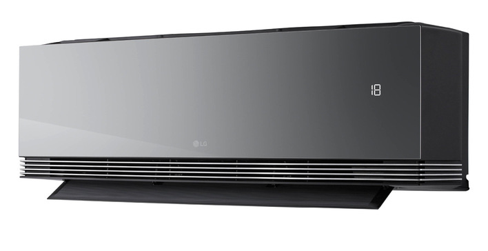 Elegantes, modernes wandmontiertes LG-Klimagerät mit reflektierender Frontplatte und Digitalanzeige. - © Bild: LG